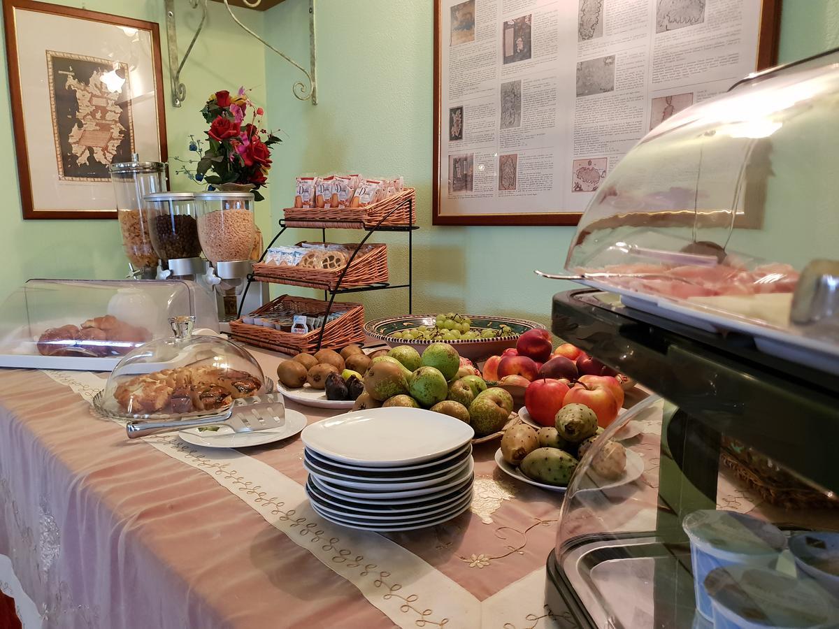 Villa Alberta Hotel Pula Extérieur photo