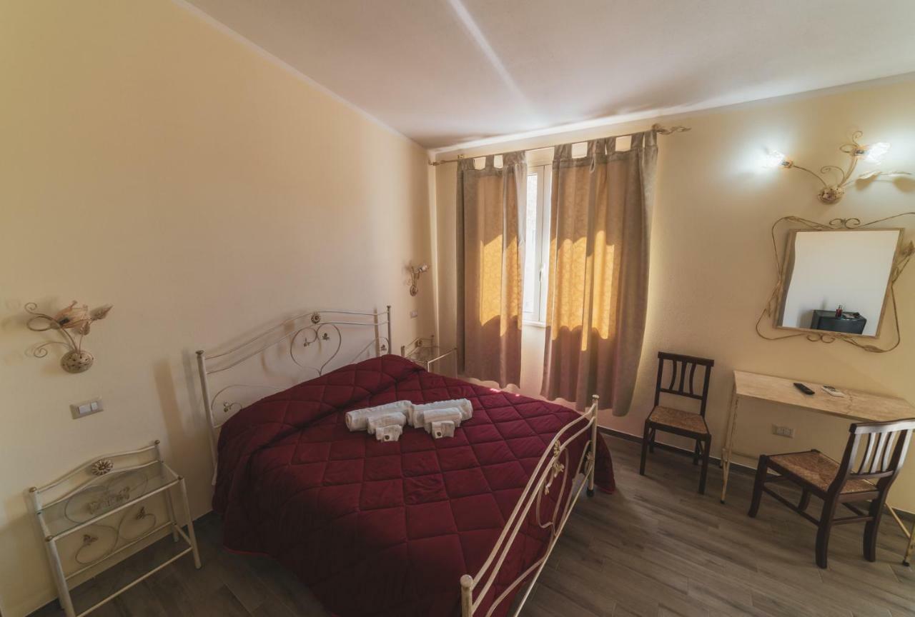 Villa Alberta Hotel Pula Extérieur photo