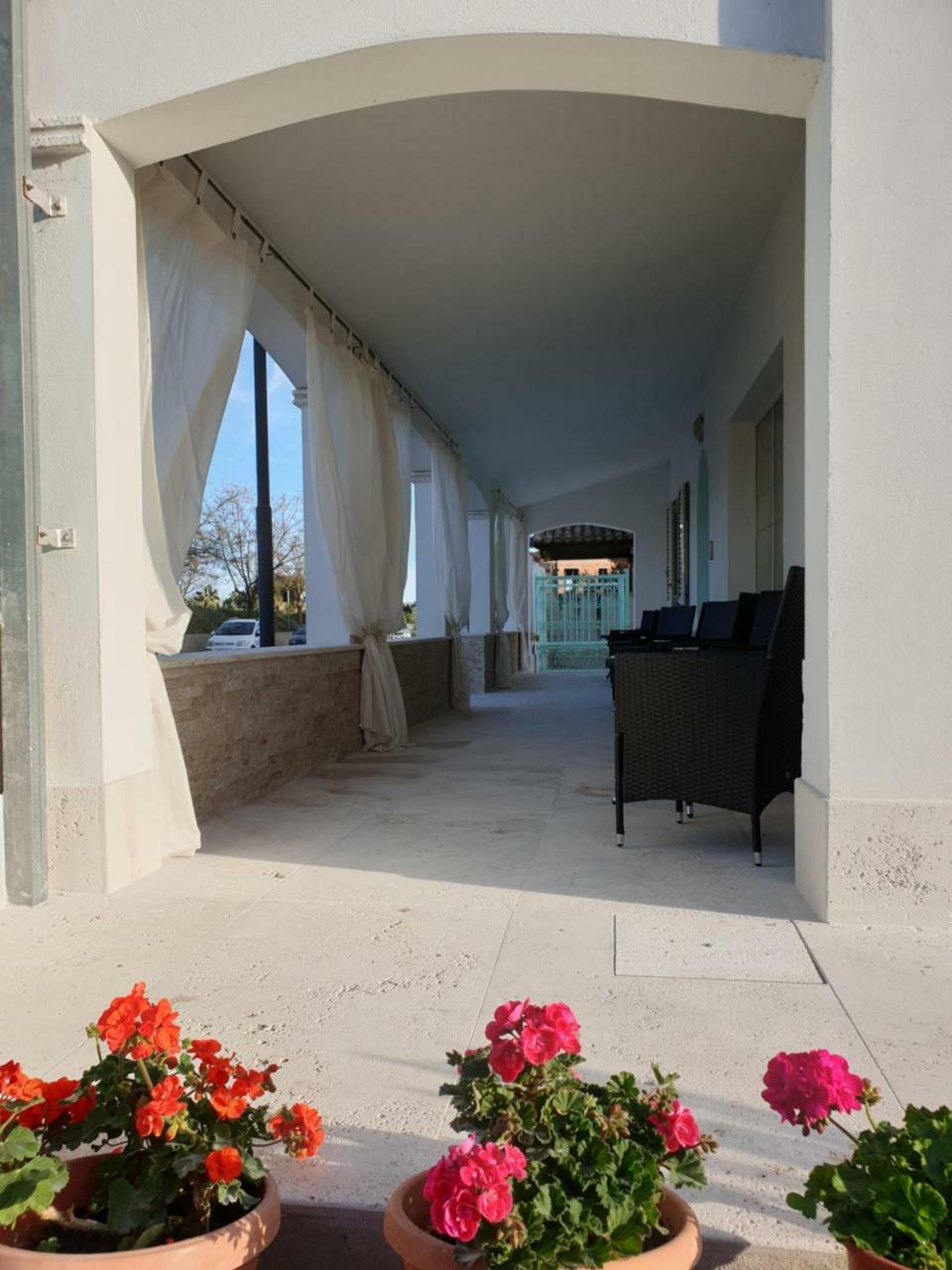 Villa Alberta Hotel Pula Extérieur photo