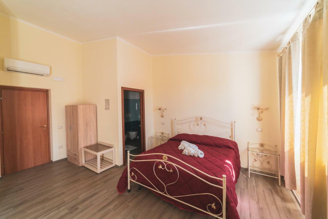 Villa Alberta Hotel Pula Extérieur photo