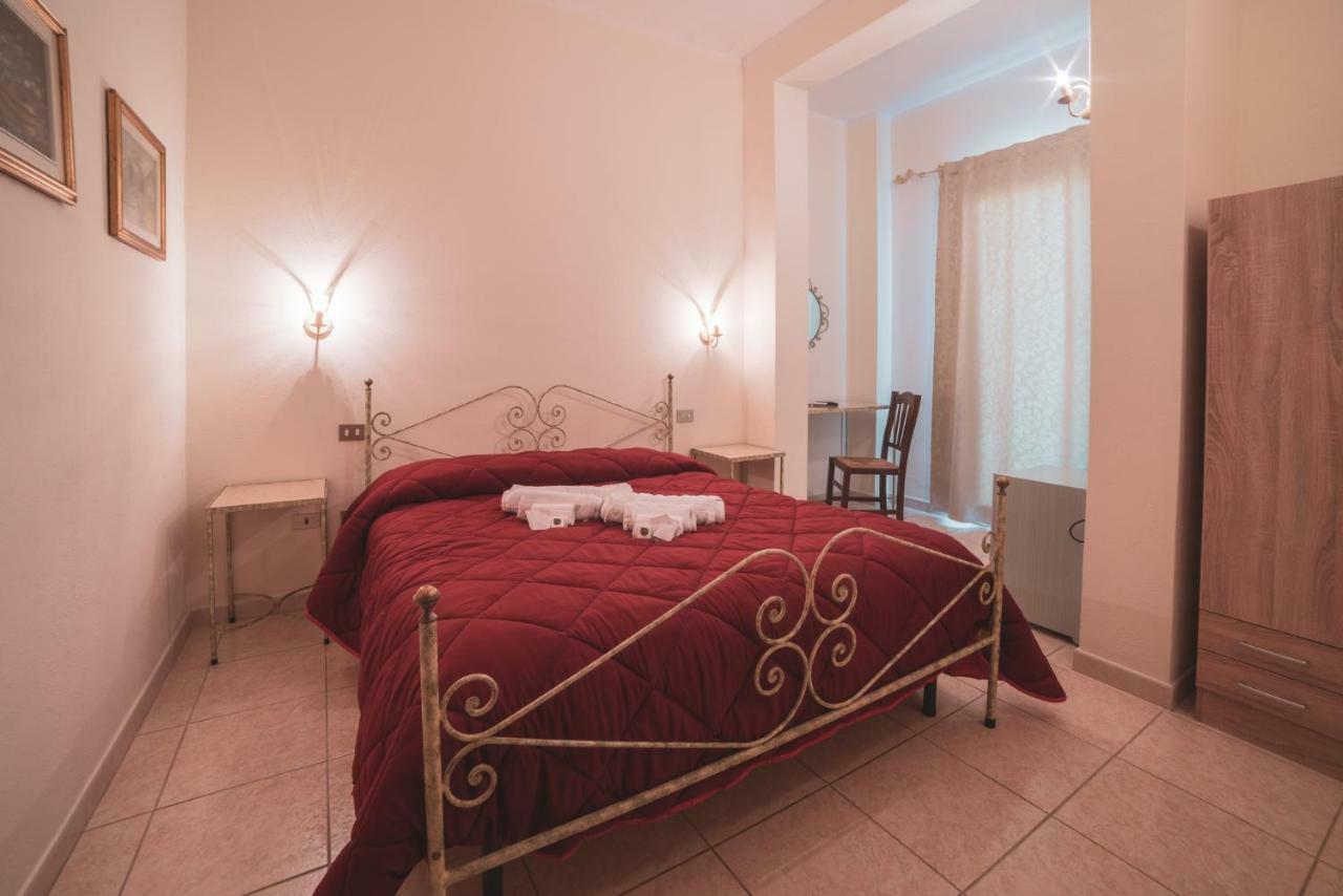 Villa Alberta Hotel Pula Extérieur photo