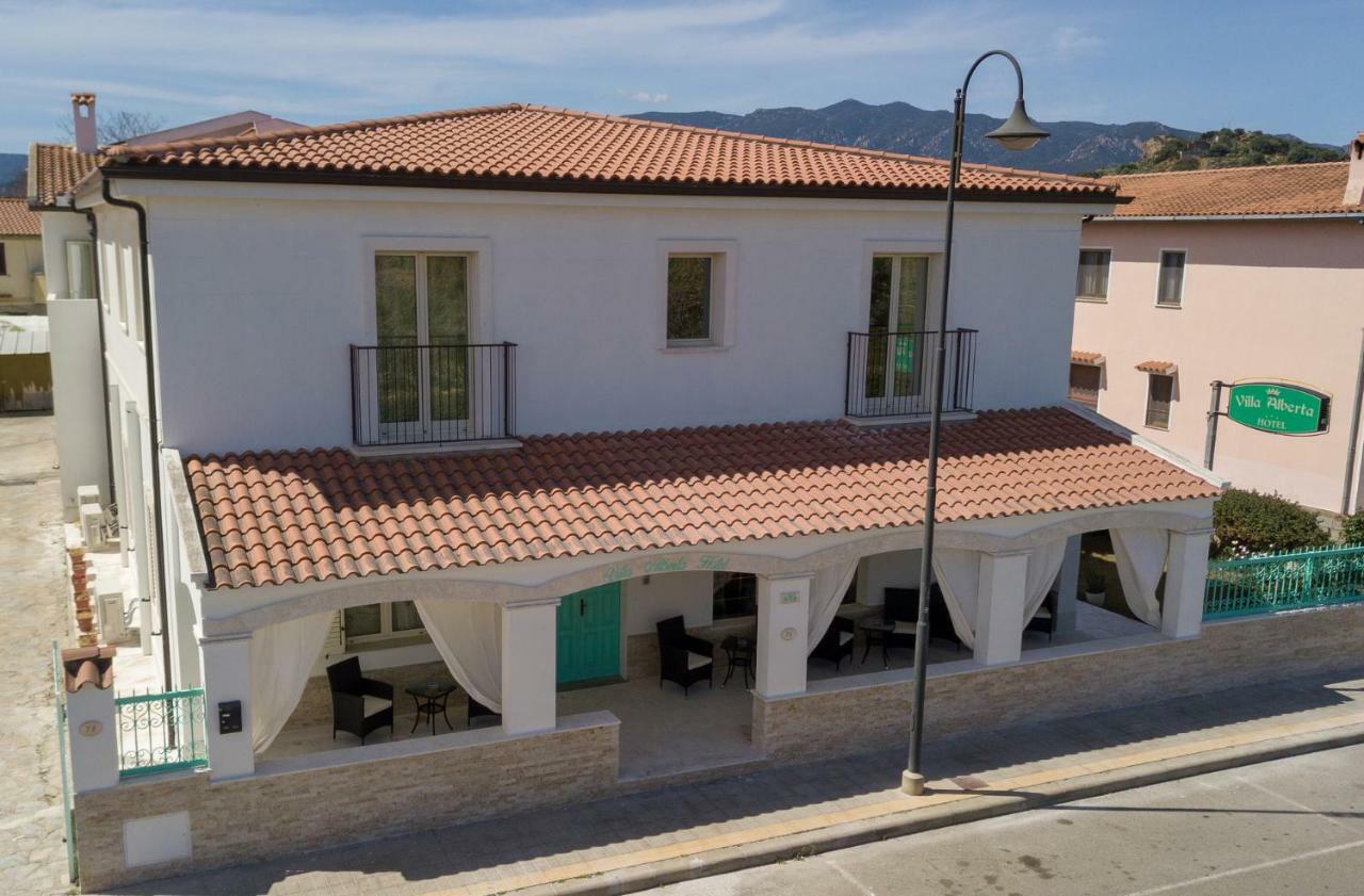 Villa Alberta Hotel Pula Extérieur photo