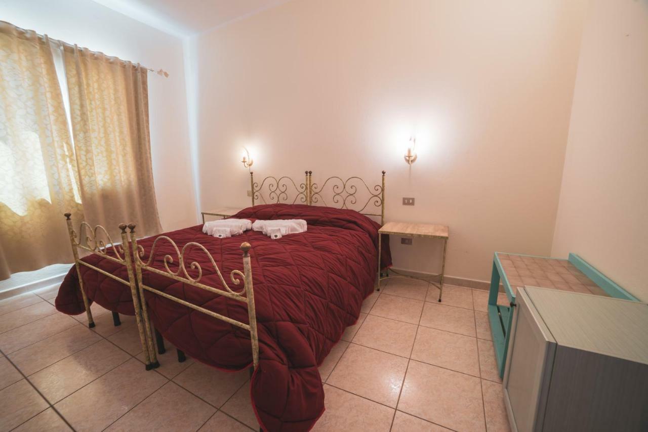 Villa Alberta Hotel Pula Extérieur photo