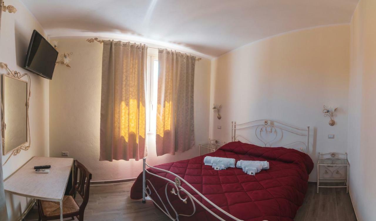 Villa Alberta Hotel Pula Extérieur photo